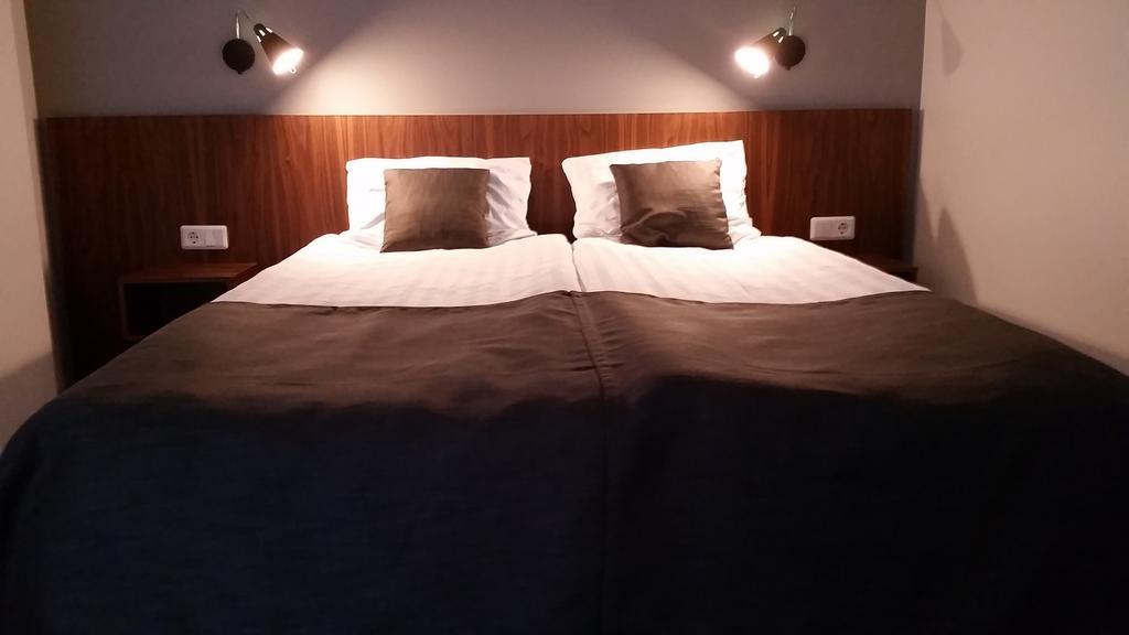 Hotel Valaskjalf Егилстадир Стая снимка