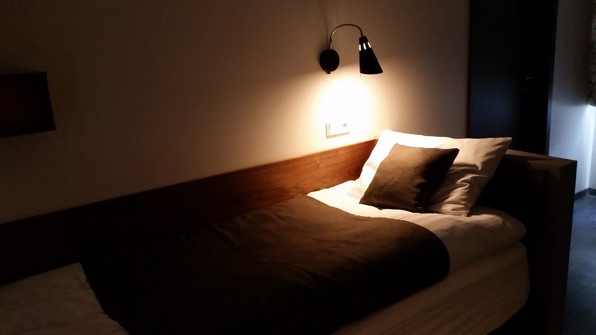 Hotel Valaskjalf Егилстадир Екстериор снимка